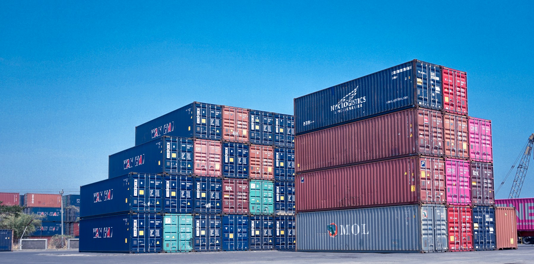 Dépôt de containers